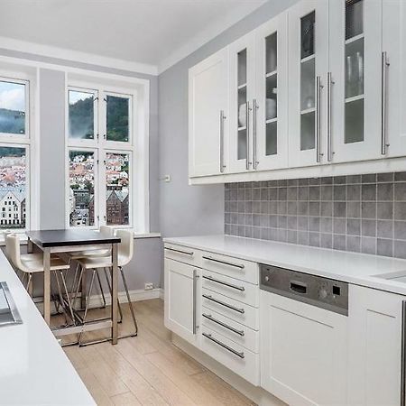 Apartment With Beautiful View To Bryggen Μπέργκεν Εξωτερικό φωτογραφία