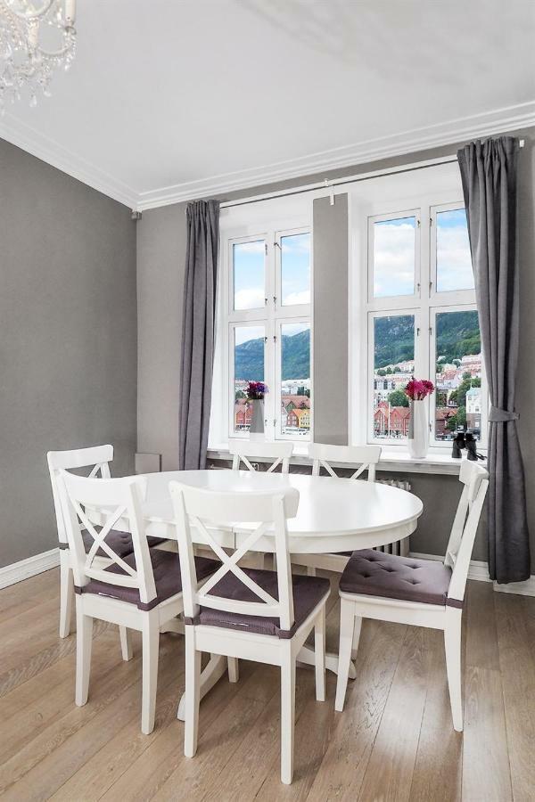 Apartment With Beautiful View To Bryggen Μπέργκεν Εξωτερικό φωτογραφία